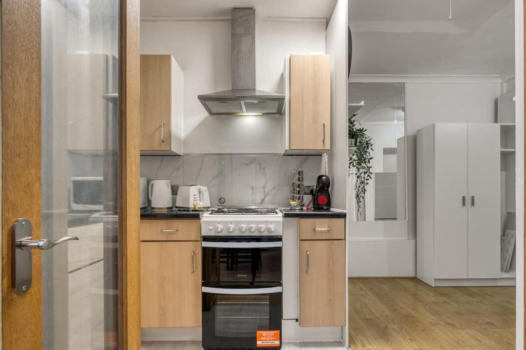 Cosy 2Br Retreat Near Paddington Station Londres Exterior foto